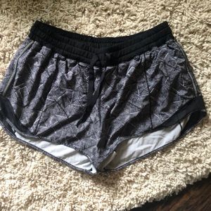 Lululemon hotty hot shorts 4” inseam